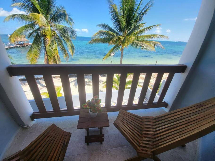 2 Rooms Apartment With Private Beach In Puerto Juarez Cancún Eksteriør bilde